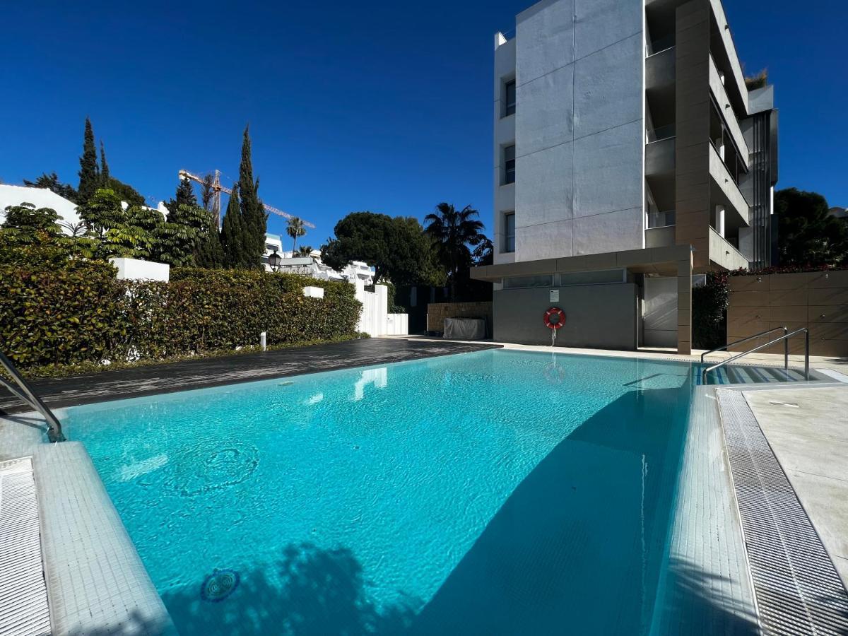 Royal Banus Apartment Marbella Exterior photo