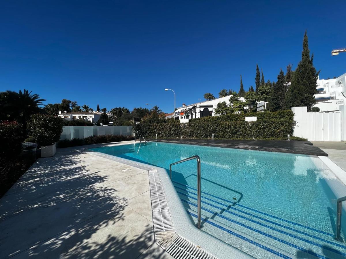 Royal Banus Apartment Marbella Exterior photo